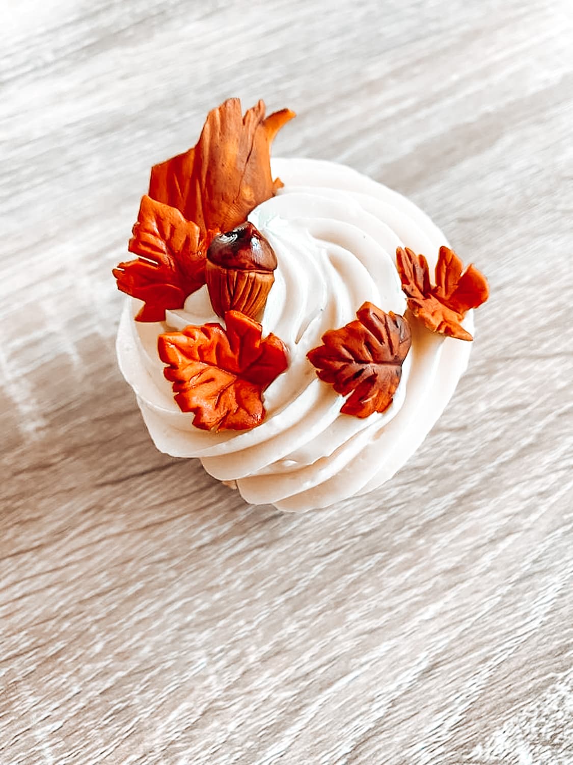 autumn buttercream cupcake